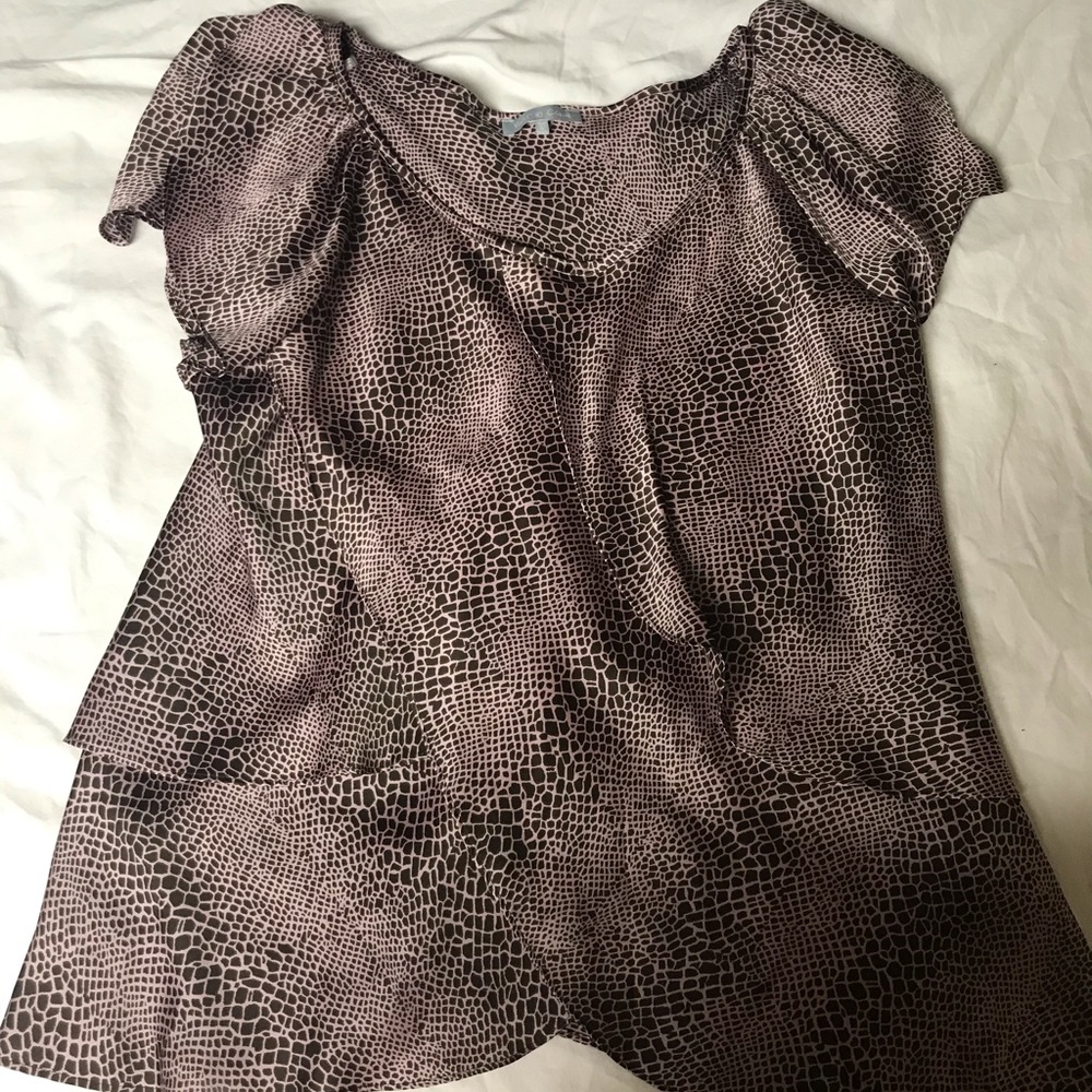 Short sleeved blouse